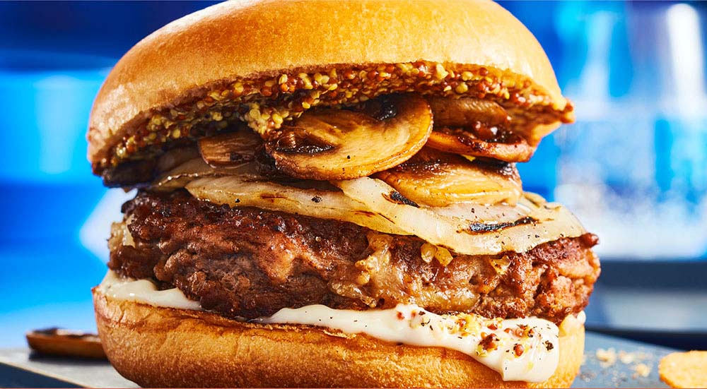 02-complimentswebsite-summer-howto-grilling101-burger-d grilling101-burger